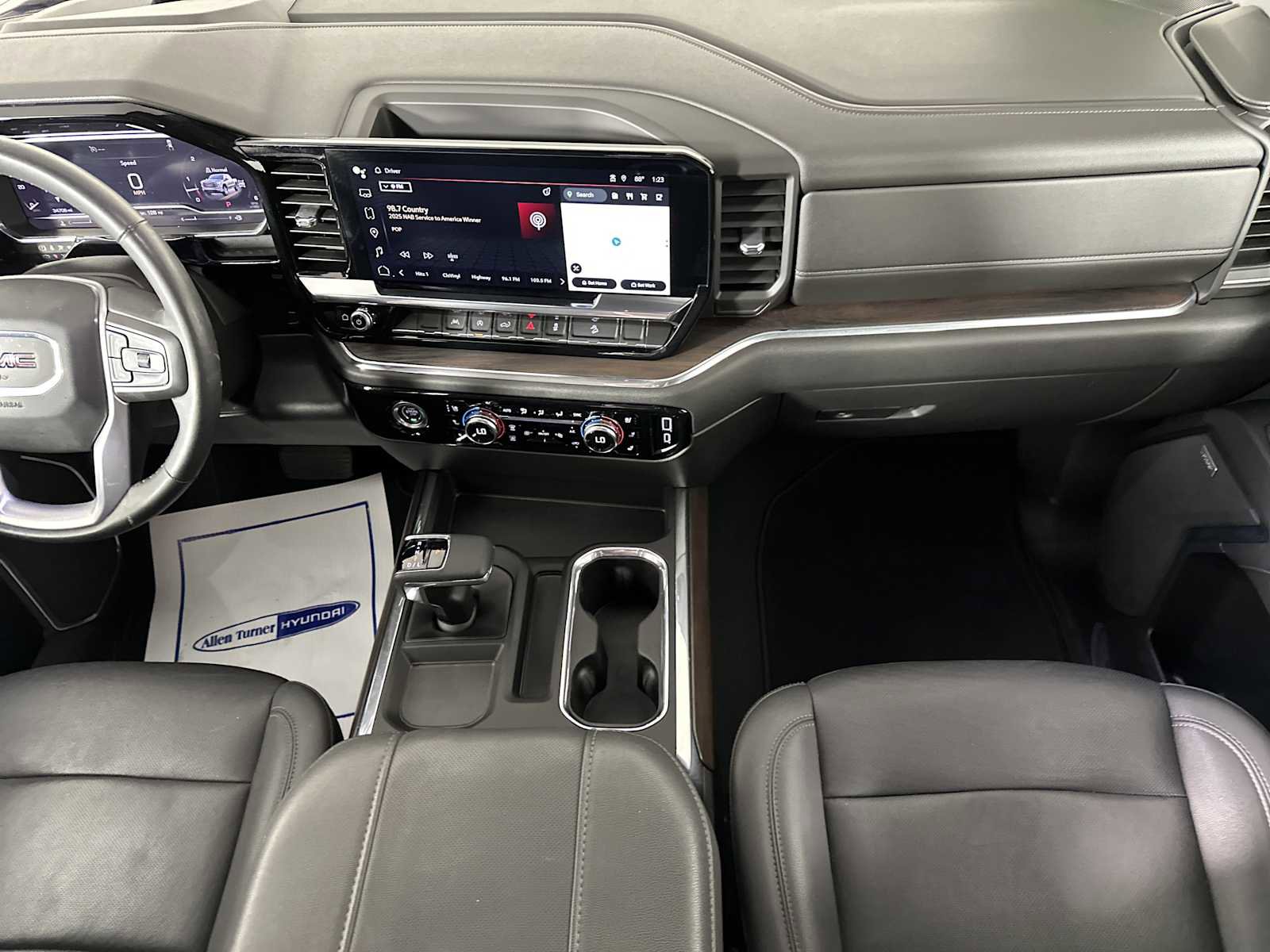 Used 2024 GMC Sierra 1500 SLT w/ SLT Premium Package image 15