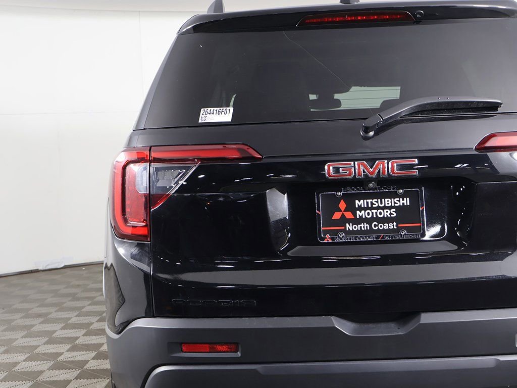 Used 2023 GMC Acadia SLT w/ Elevation Edition image 18