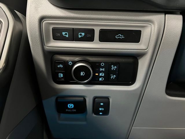 Used 2023 Ford F150 Limited image 31