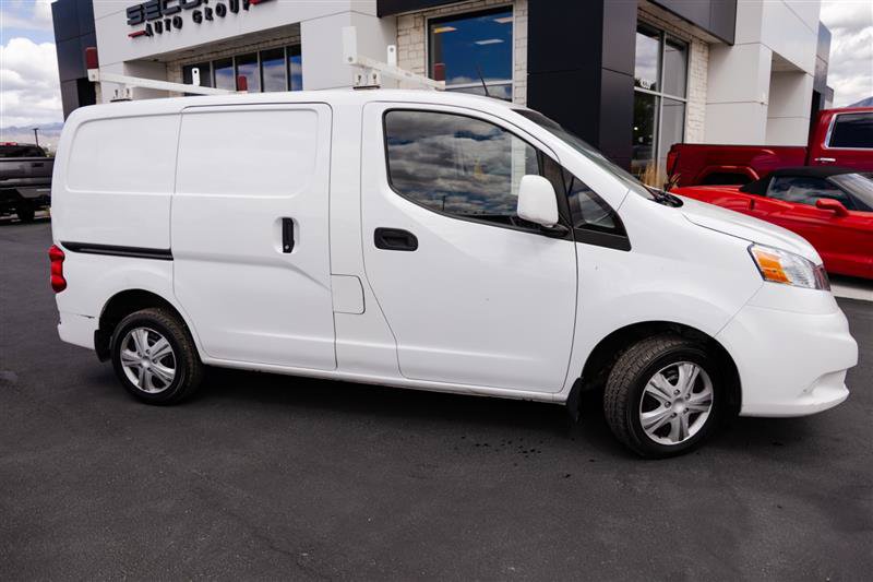 Used 2018 Nissan NV200 SV w/ Navigation Package FWD image 3
