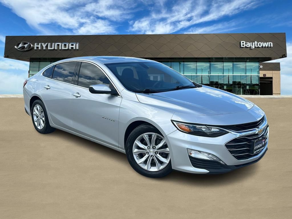 Used 2021 Chevrolet Malibu LT FWD image 1