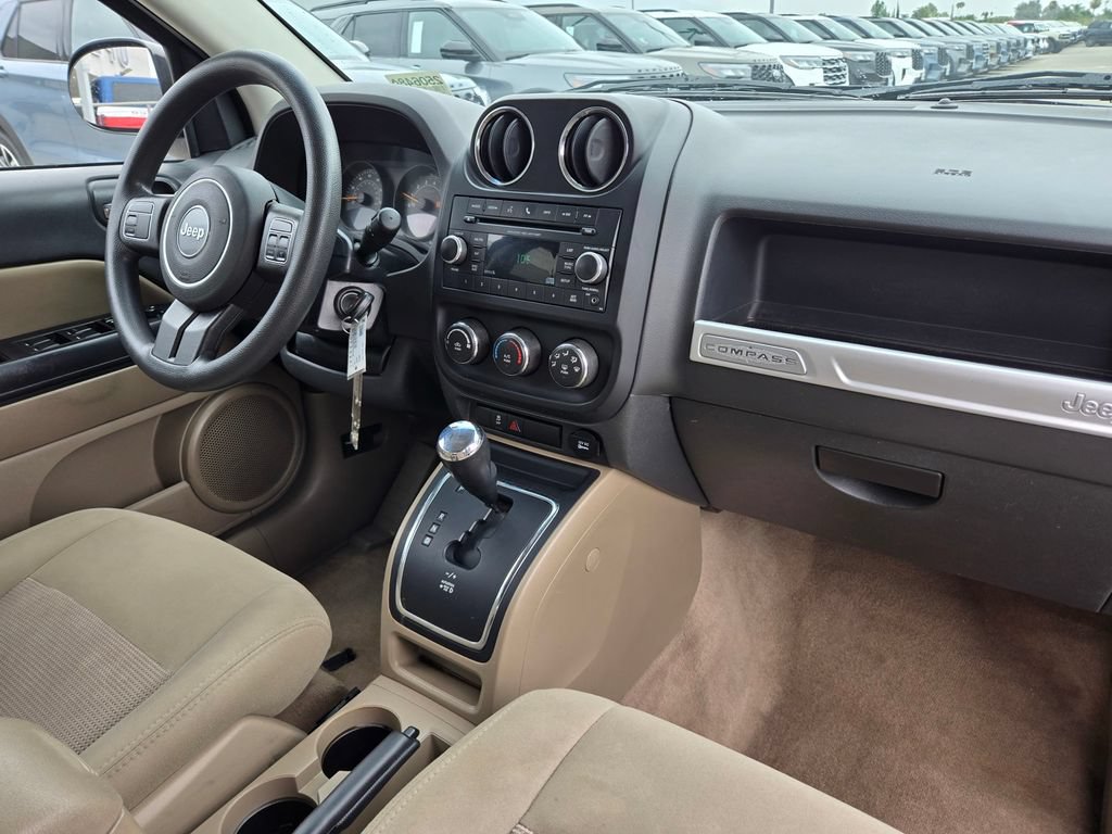Used 2016 Jeep Compass Sport w/ Power Value Group FWD image 7