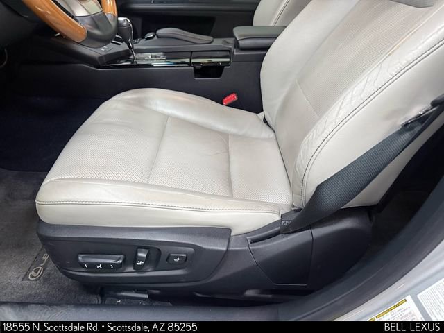 Used 2013 Lexus ES 300h w/ Luxury Pkg image 13
