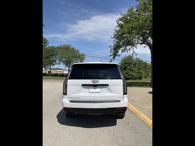 New 2026 Cadillac Escalade Sport w/ Touring Package AWD/4WD image 3