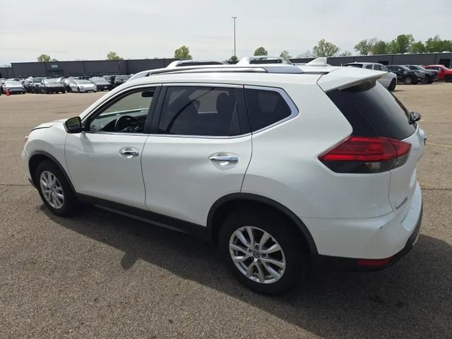 Used 2017 Nissan Rogue SV AWD/4WD image 2