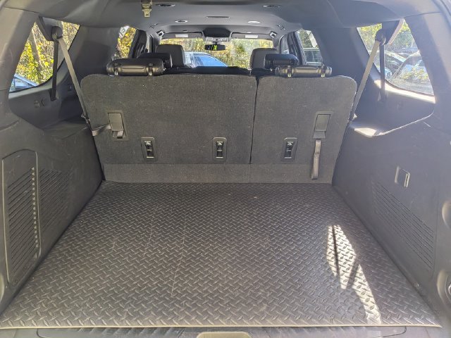 Used 2021 Chevrolet Suburban LT AWD/4WD image 30