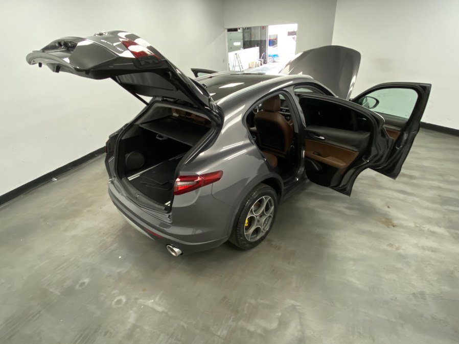 Used 2019 Alfa Romeo Stelvio Ti AWD/4WD image 51