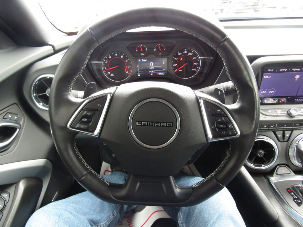 Used 2023 Chevrolet Camaro LT w/ Technology Package image 28