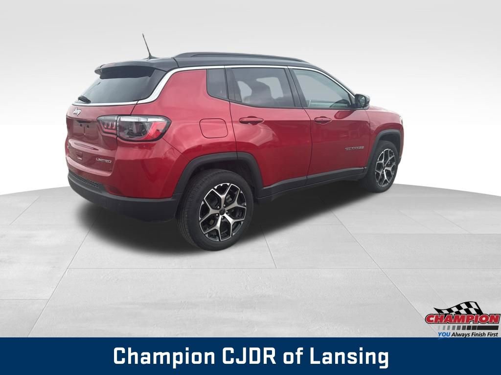 Used 2025 Jeep Compass Limited image 4
