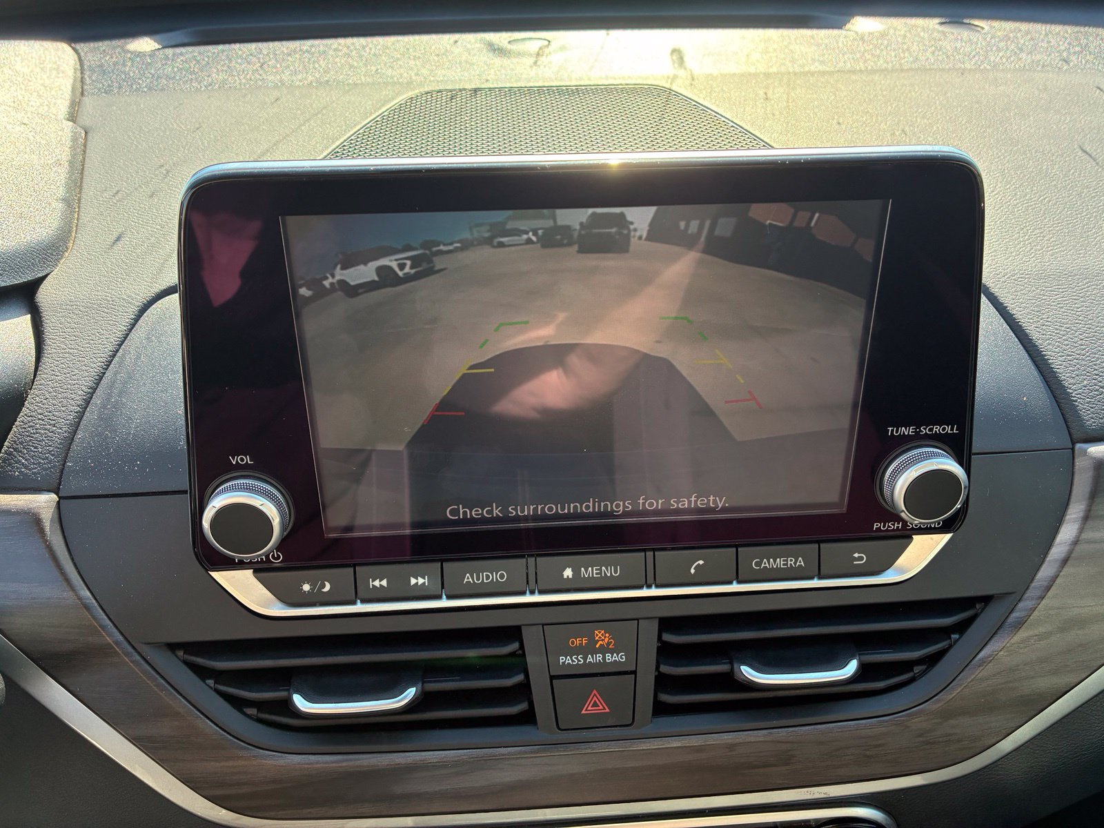 Used 2025 Nissan Altima 2.5 SV FWD image 7