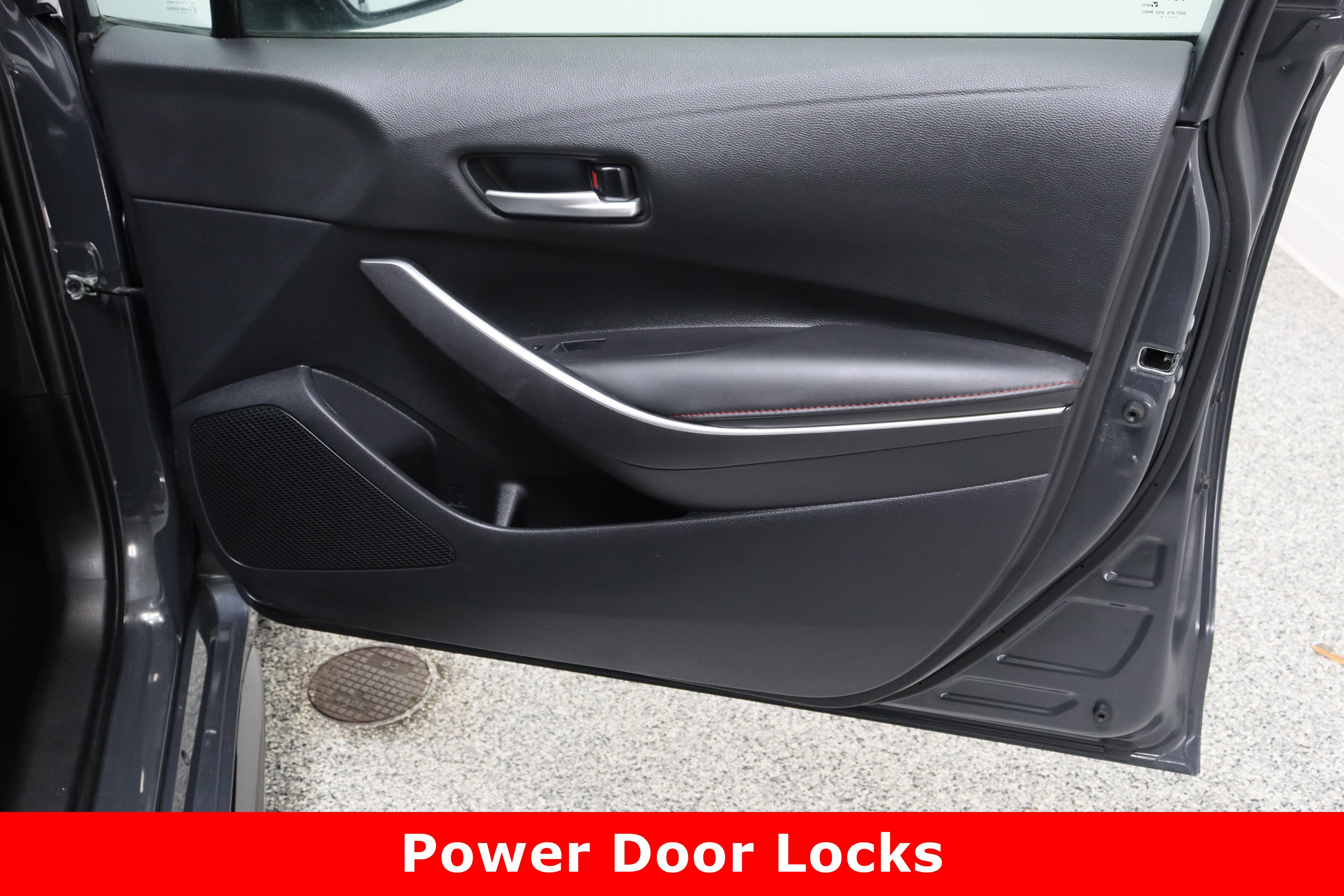 Used 2024 Toyota Corolla SE image 32