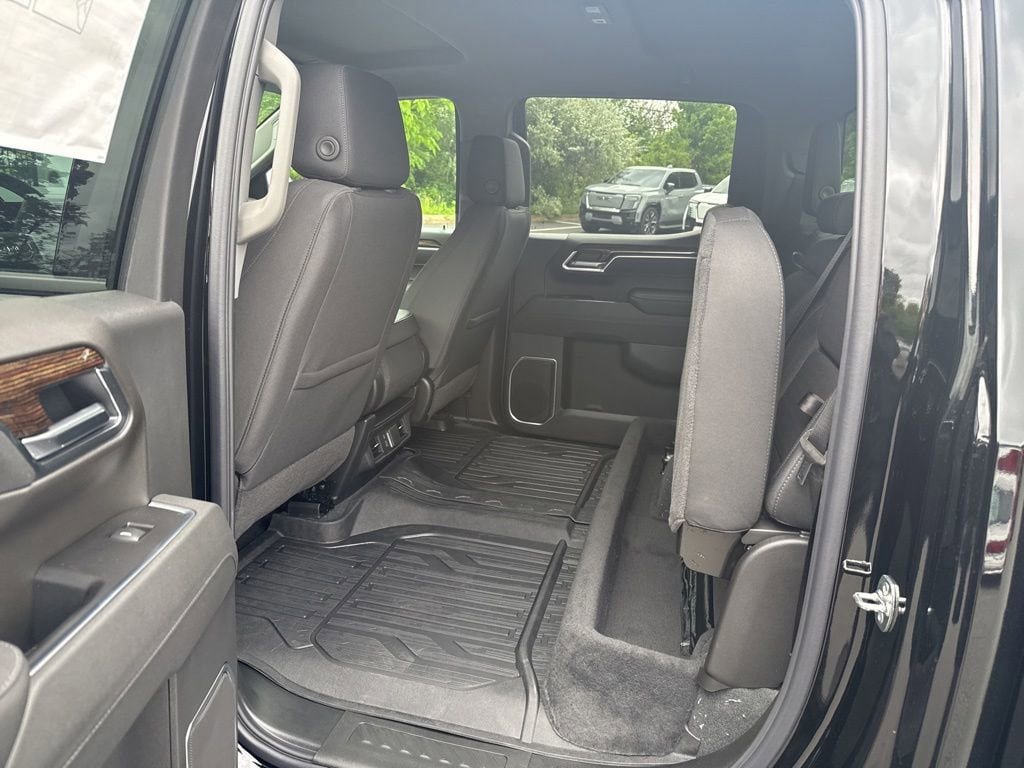 New 2026 GMC Sierra 1500 Elevation w/ Elevation Select Package AWD/4WD image 33