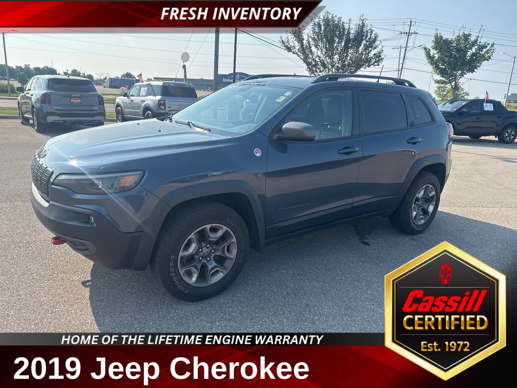 Used 2019 Jeep Cherokee Trailhawk w/ Cold Weather Group