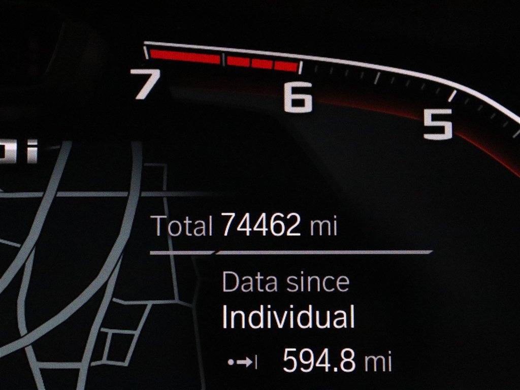 Used 2022 BMW M550i xDrive w/ Executive Package image 27