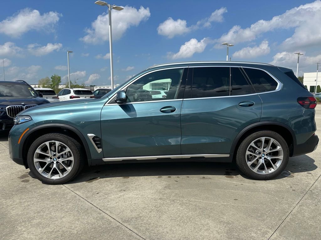 Certified 2026 BMW X5 sDrive40i w/ Parking Assistance Package image 6