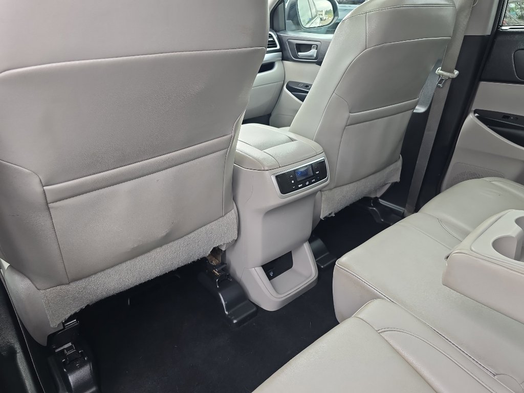 Used 2015 Toyota Highlander XLE AWD/4WD image 21