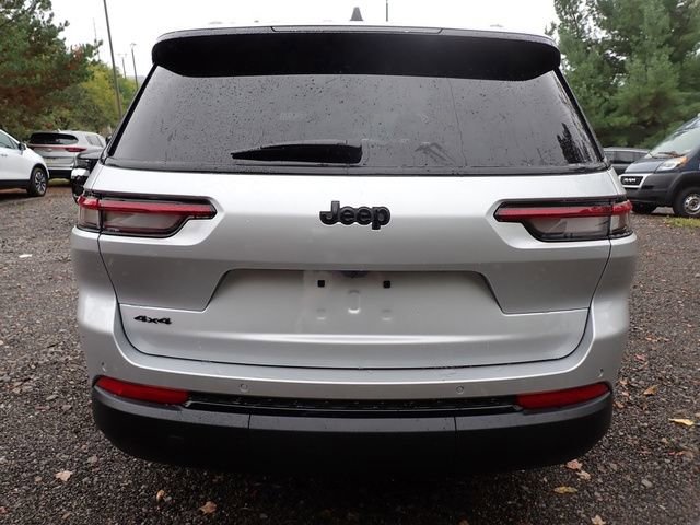 New 2025 Jeep Grand Cherokee L Altitude image 4