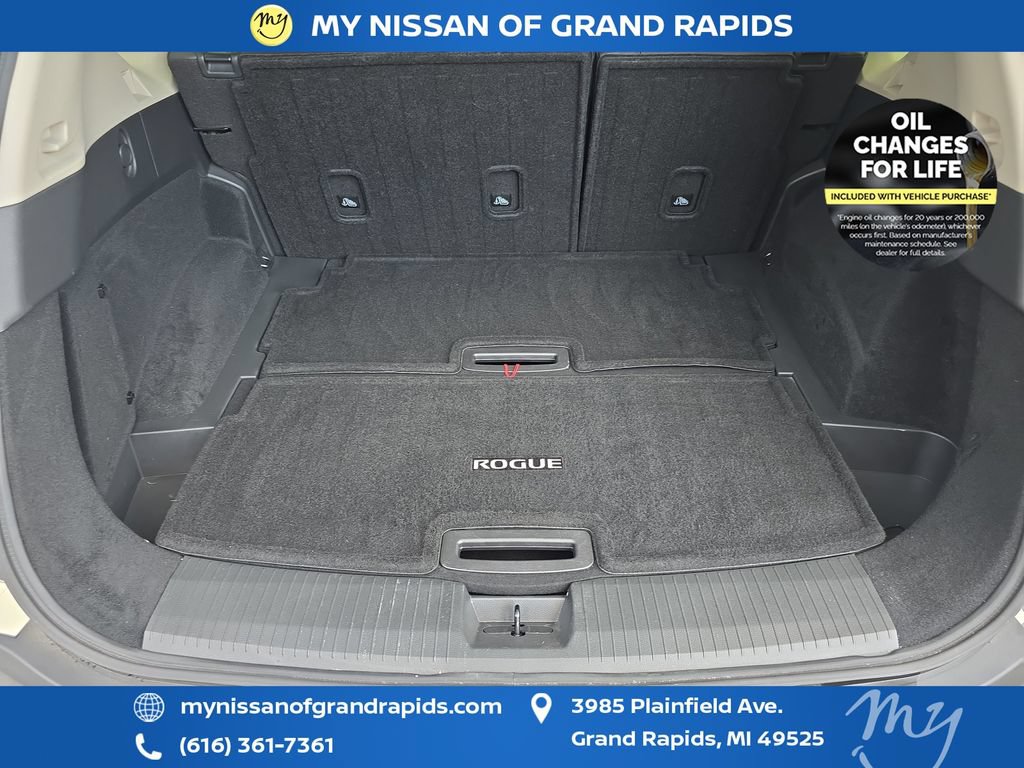 Used 2023 Nissan Rogue SL AWD/4WD image 26