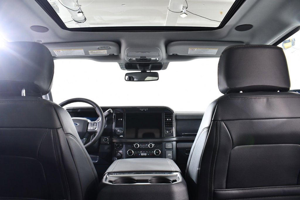 New 2026 Ford F350 Lariat w/ Black Appearance Package image 17