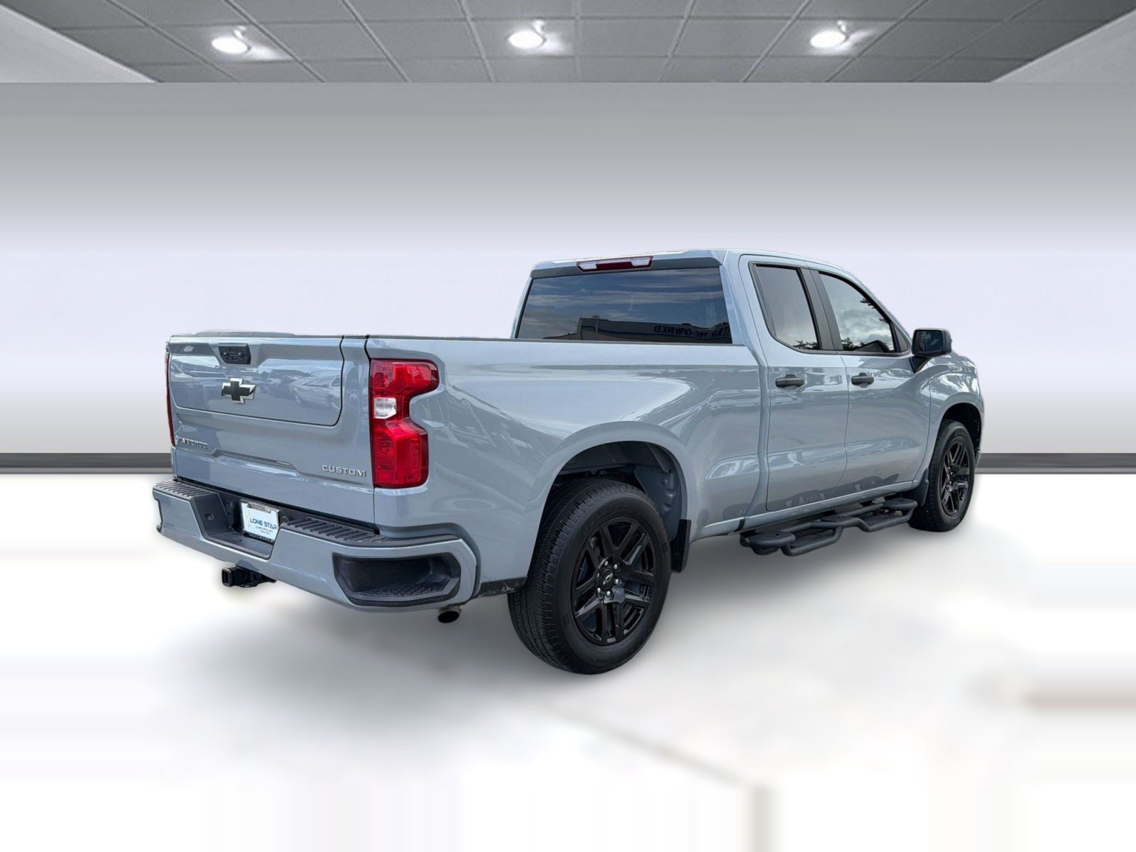 Certified 2025 Chevrolet Silverado 1500 Custom w/ LPO, Dark Essentials Package RWD image 8
