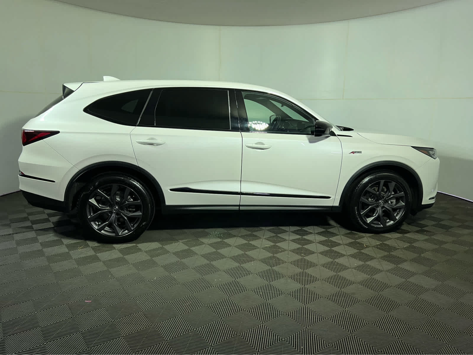 Certified 2024 Acura MDX A-Spec AWD/4WD image 8