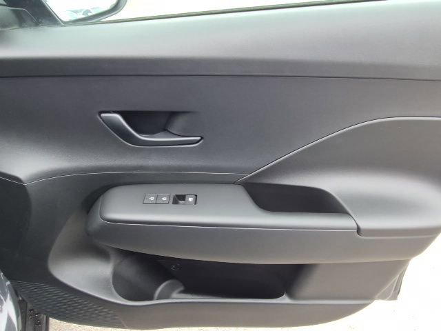 New 2026 Hyundai Kona SE image 16