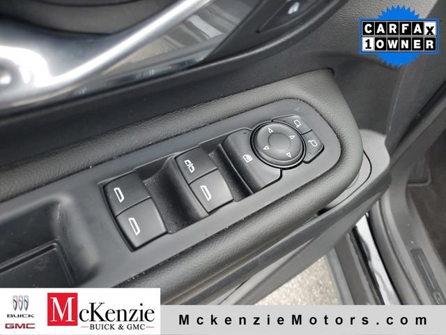 Used 2022 GMC Terrain SLT w/ Elevation Edition FWD image 9