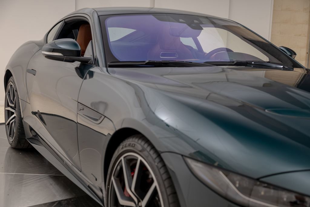 Used 2024 Jaguar F-TYPE R AWD/4WD image 11