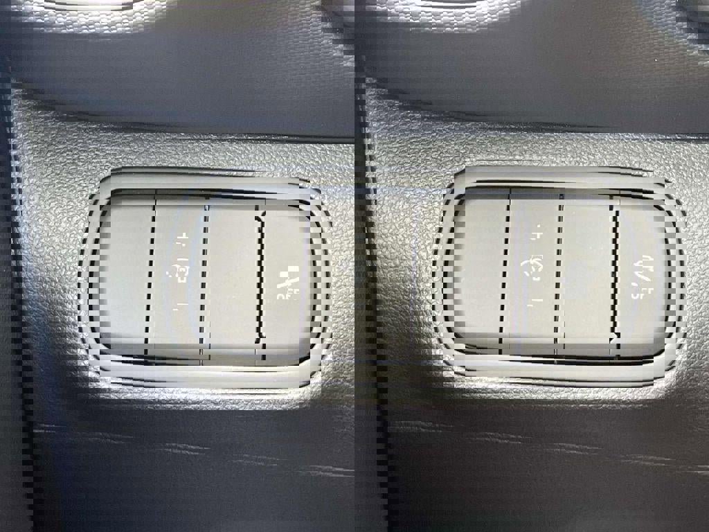 New 2026 Hyundai Venue SEL image 39