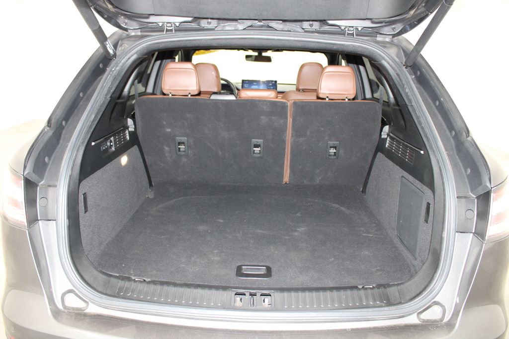 Used 2022 Lincoln Nautilus Reserve w/ Equipment Group 201A image 16