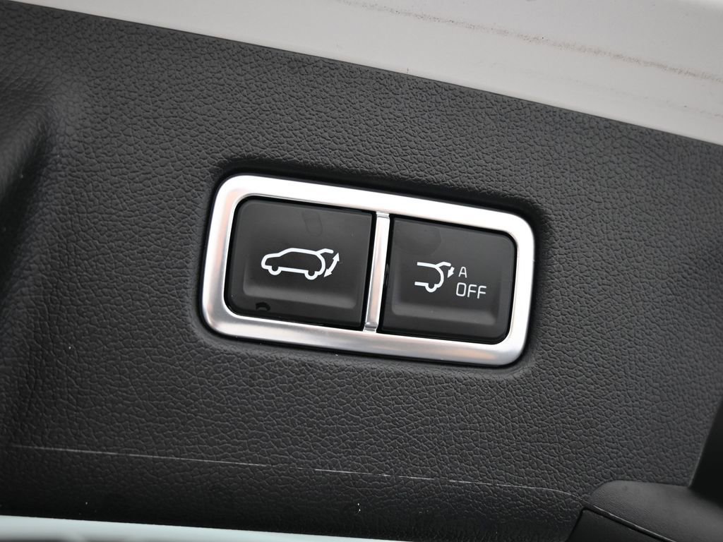 Used 2024 Kia Sorento SX Prestige w/ Sage Leather Package image 65