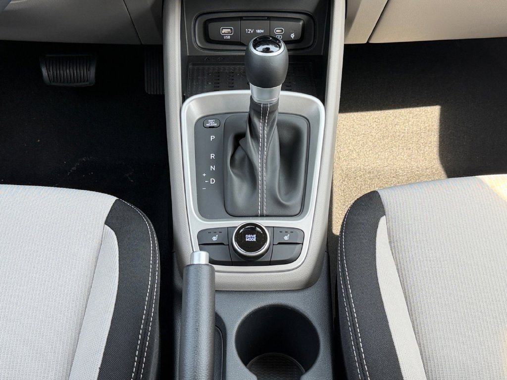 New 2026 Hyundai Venue SEL FWD image 17
