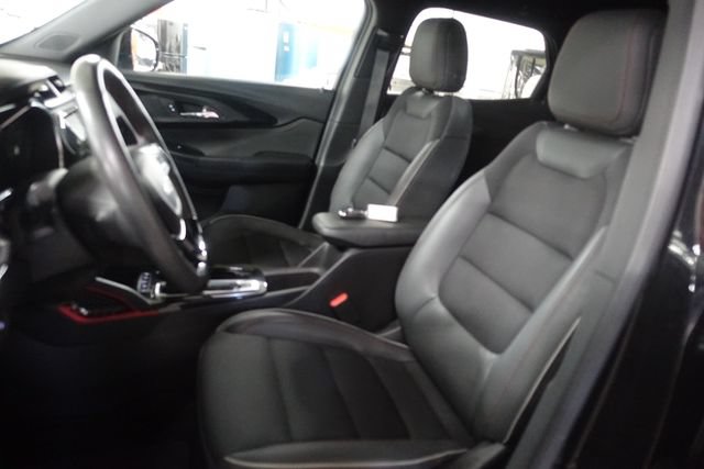 Used 2023 Chevrolet TrailBlazer RS w/ Convenience Package FWD image 11