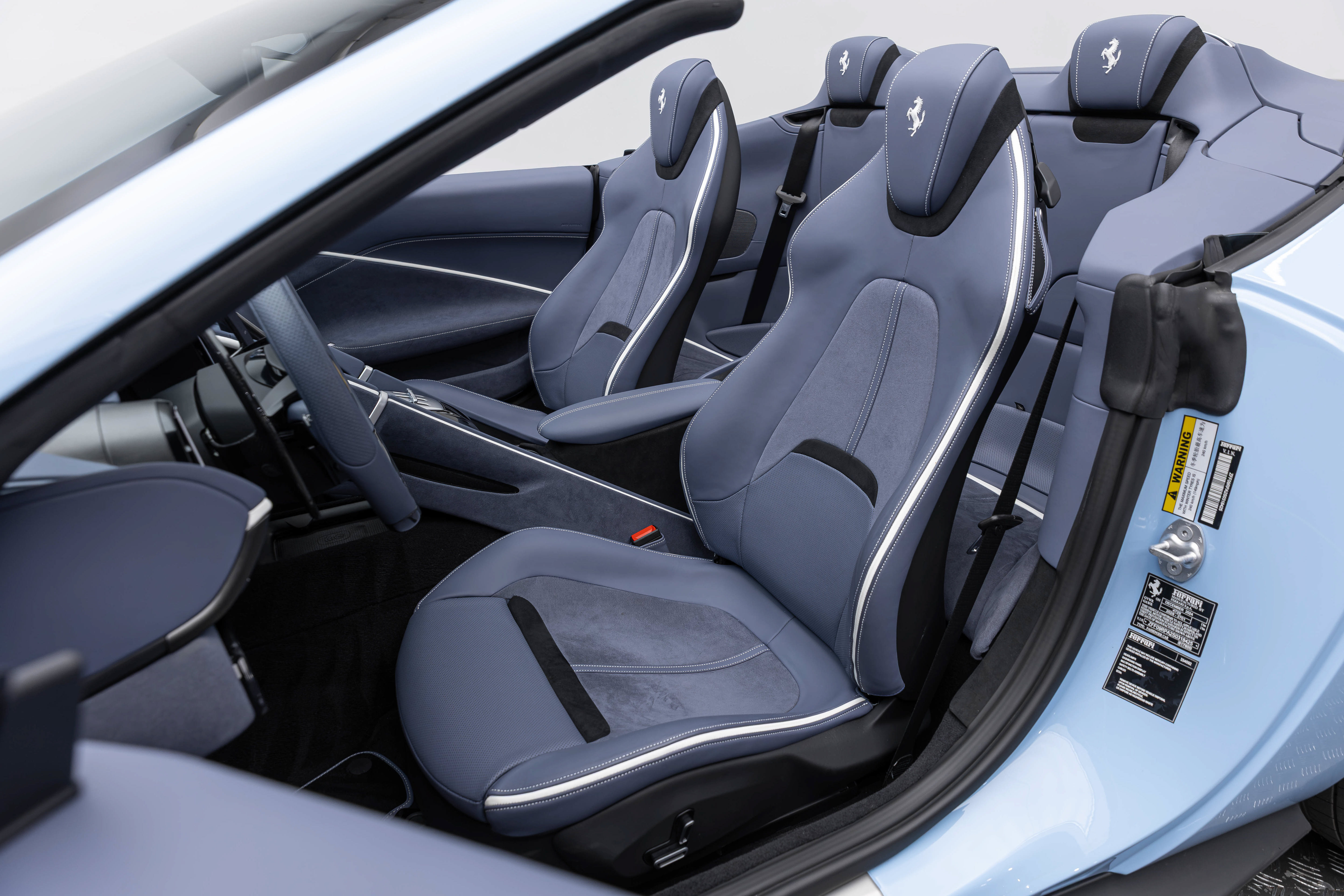 Certified 2025 Ferrari Roma Spider RWD image 28