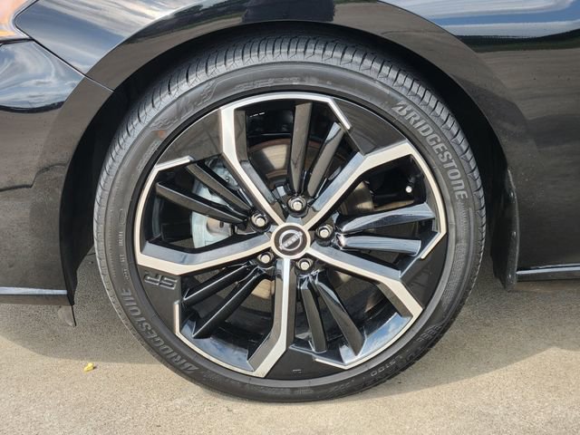 Used 2023 Nissan Altima 2.5 SR FWD image 10