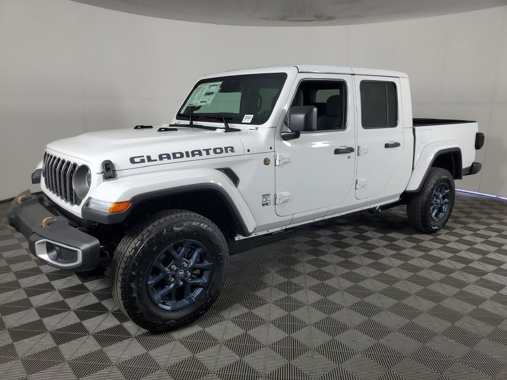 New 2026 Jeep Gladiator Sport AWD/4WD image 8