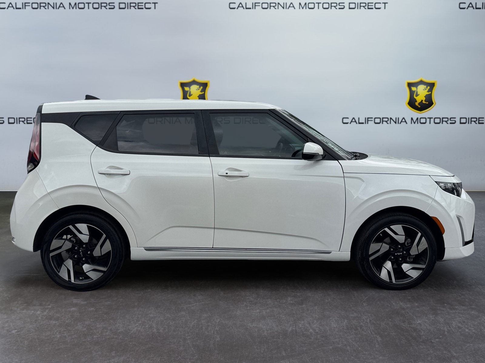 Used 2023 Kia Soul GT-Line FWD image 6