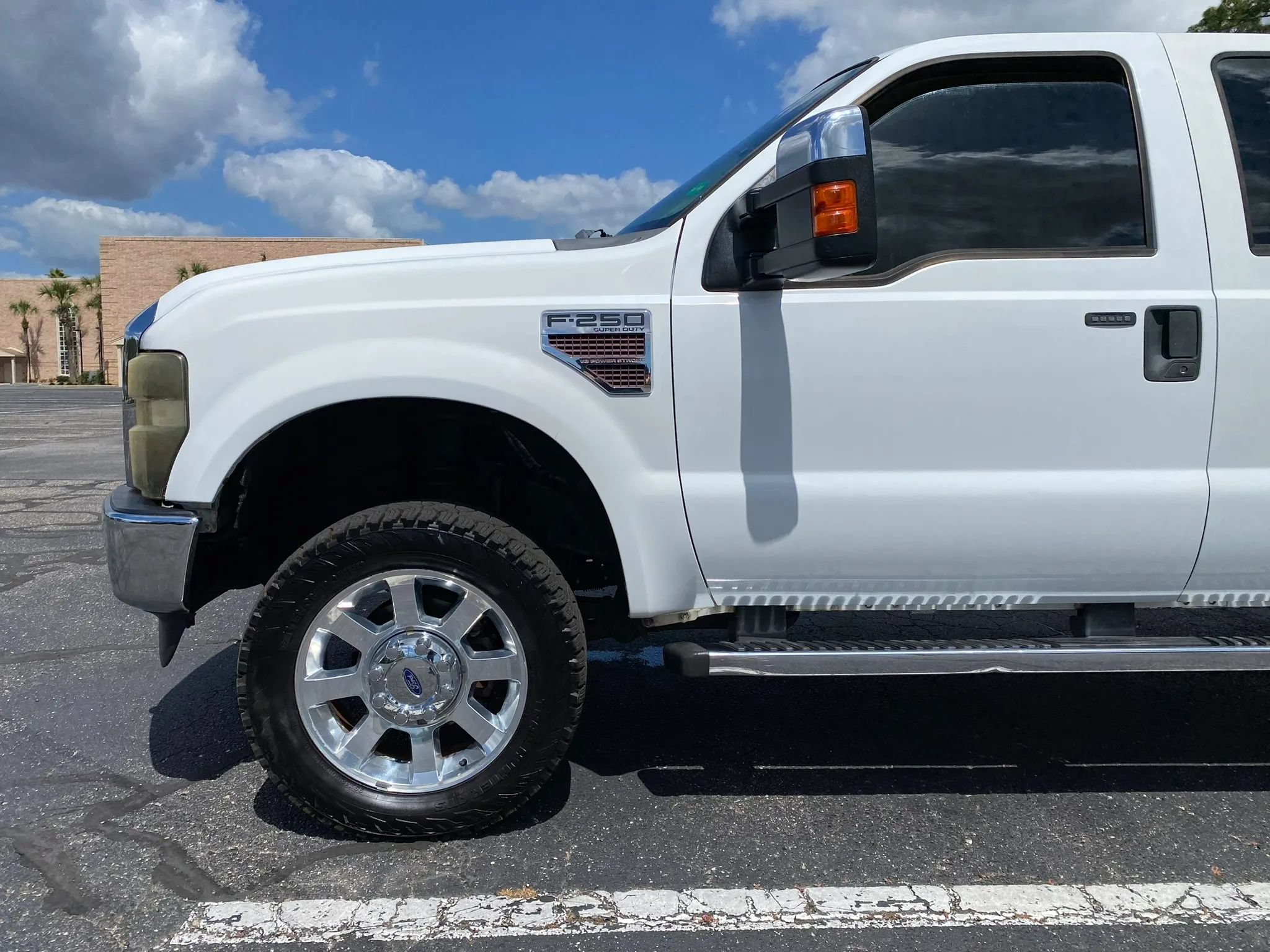 Used 2009 Ford F250 Lariat AWD/4WD image 5