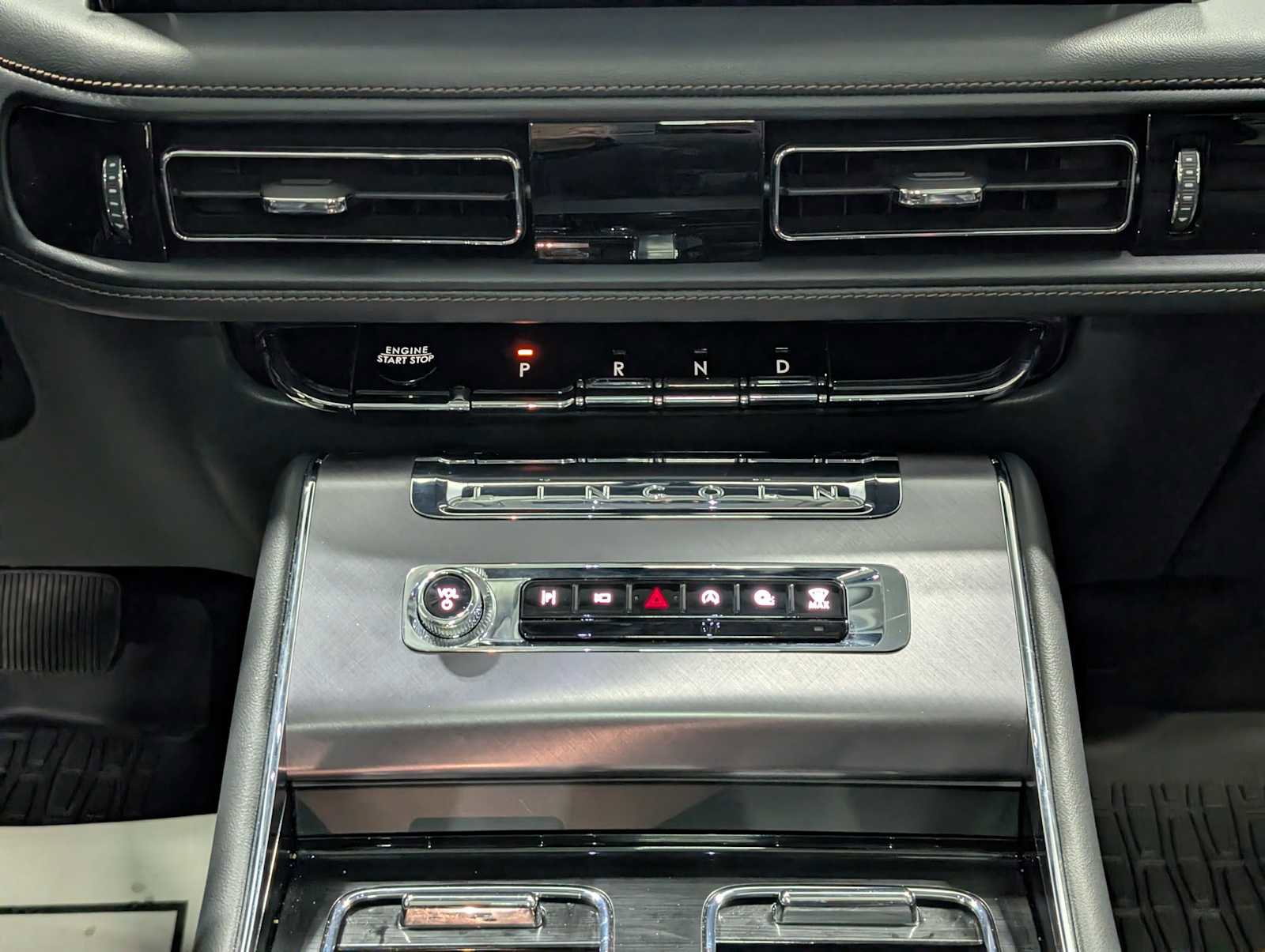 Certified 2025 Lincoln Aviator AWD w/ Jet Appearance Package image 20