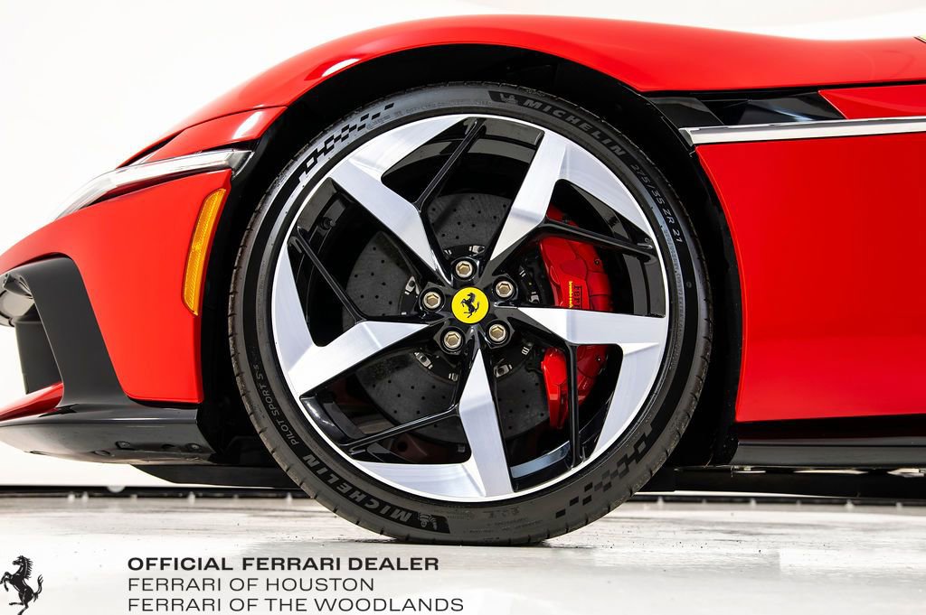 Used 2025 Ferrari 12Cilindri image 22