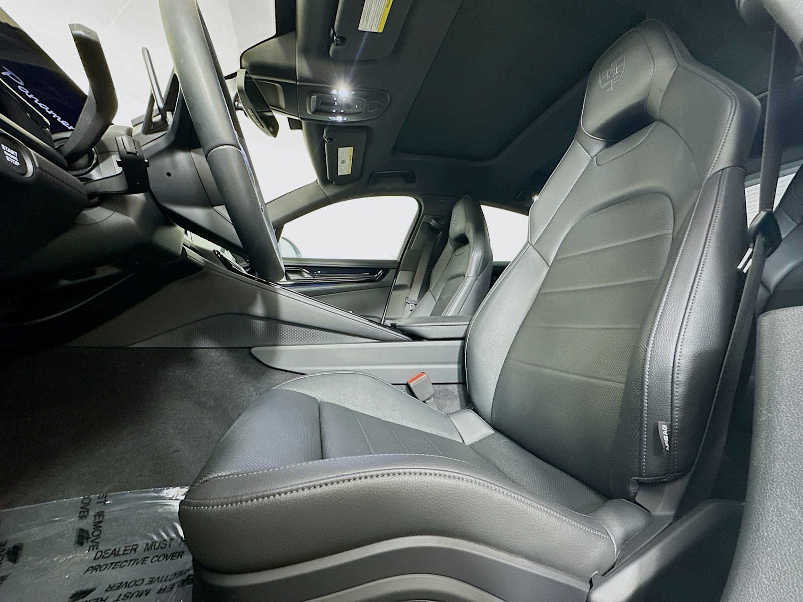 Certified 2025 Porsche Panamera RWD image 5
