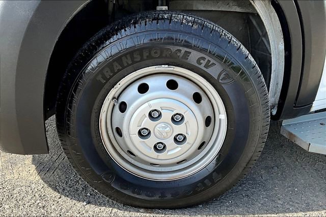 Used 2020 RAM ProMaster 2500 w/ Interior Convenience Group image 8