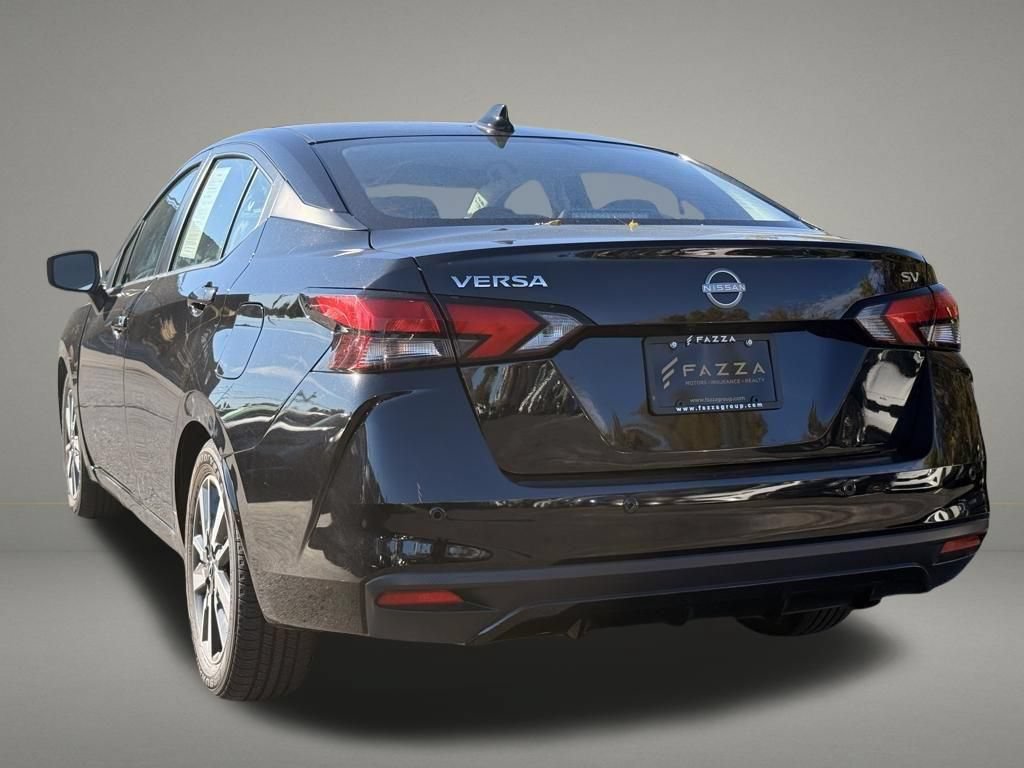 Used 2023 Nissan Versa SV FWD image 33