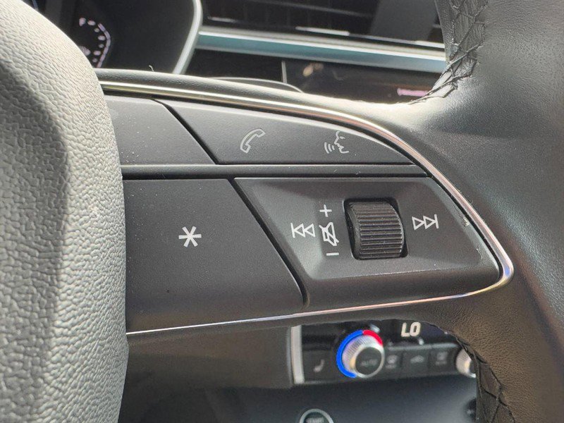 Used 2024 Audi Q3 2.0T Premium Plus w/ Premium Plus Package image 19