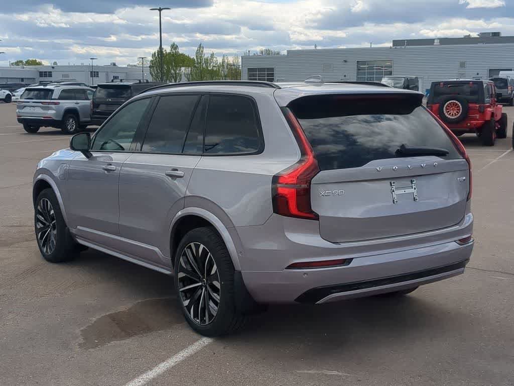New 2026 Volvo XC90 T8 Ultra w/ Protection Package Premier AWD/4WD image 4