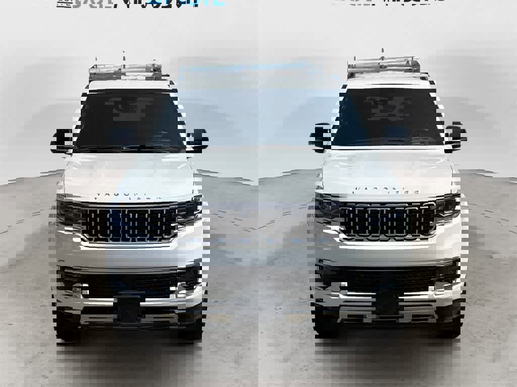 Used 2023 Jeep Wagoneer Series III w/ Preferred Equipment Group image 8