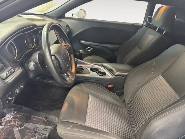 Used 2017 Dodge Challenger R/T w/ Sound Group RWD image 8