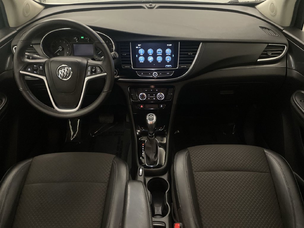 Used 2021 Buick Encore Preferred AWD/4WD image 13