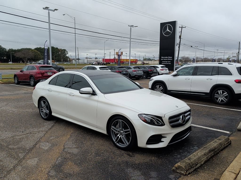 Certified 2018 Mercedes-Benz E 300 image 1
