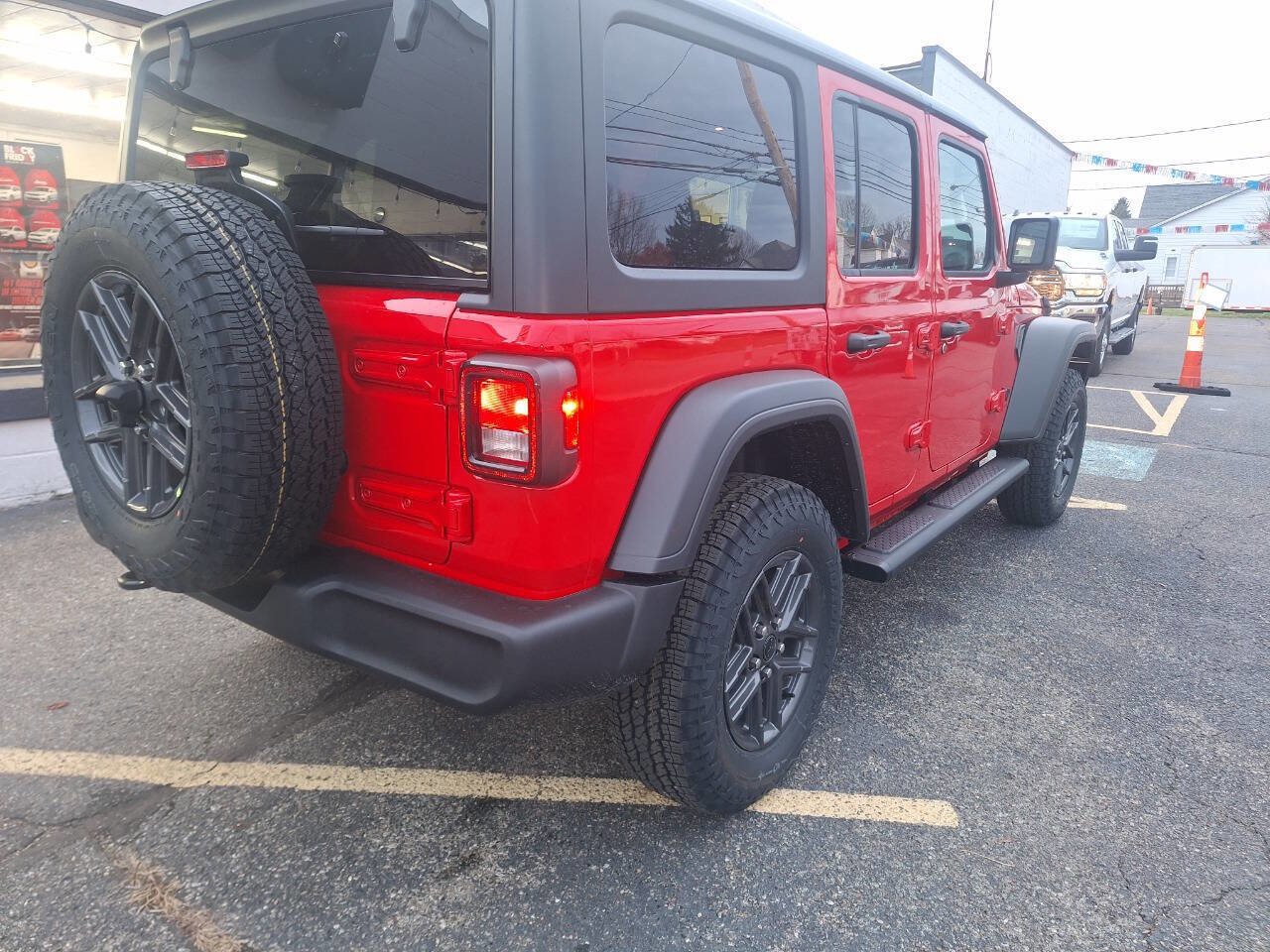 New 2026 Jeep Wrangler Unlimited Sport image 7